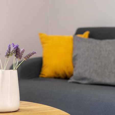 Iliana Apartments Толон Экстерьер фото
