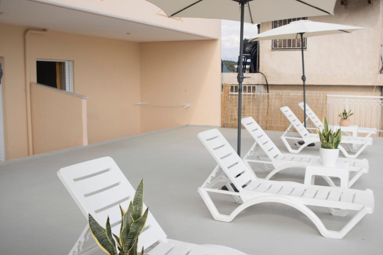 Iliana Apartments Толон Экстерьер фото