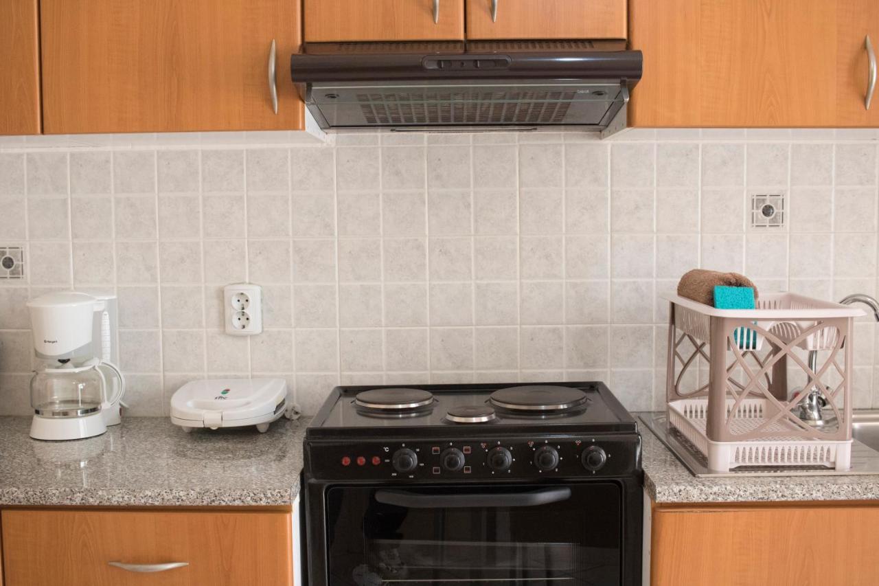Iliana Apartments Толон Экстерьер фото