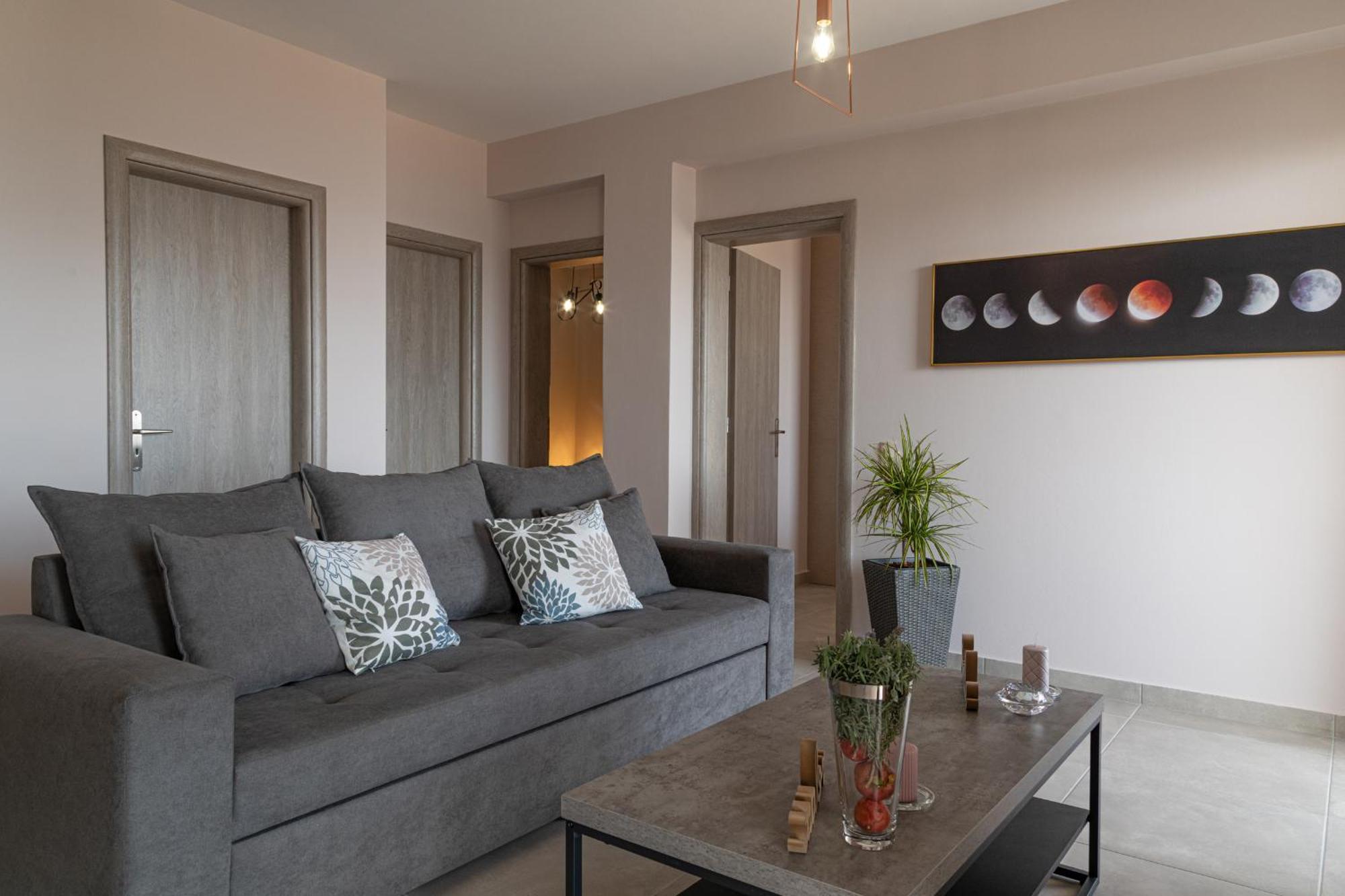 Iliana Apartments Толон Экстерьер фото