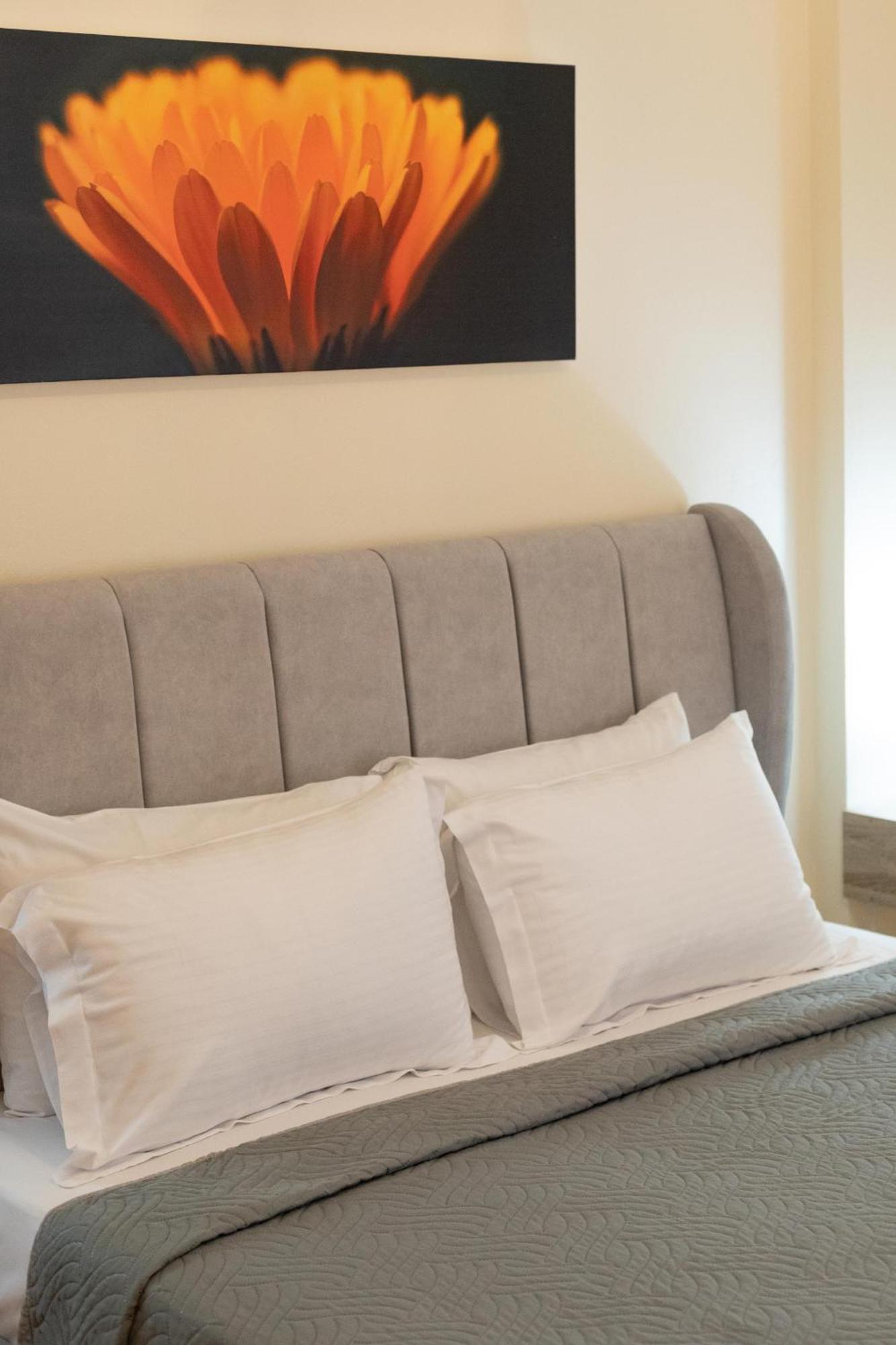 Iliana Apartments Толон Экстерьер фото